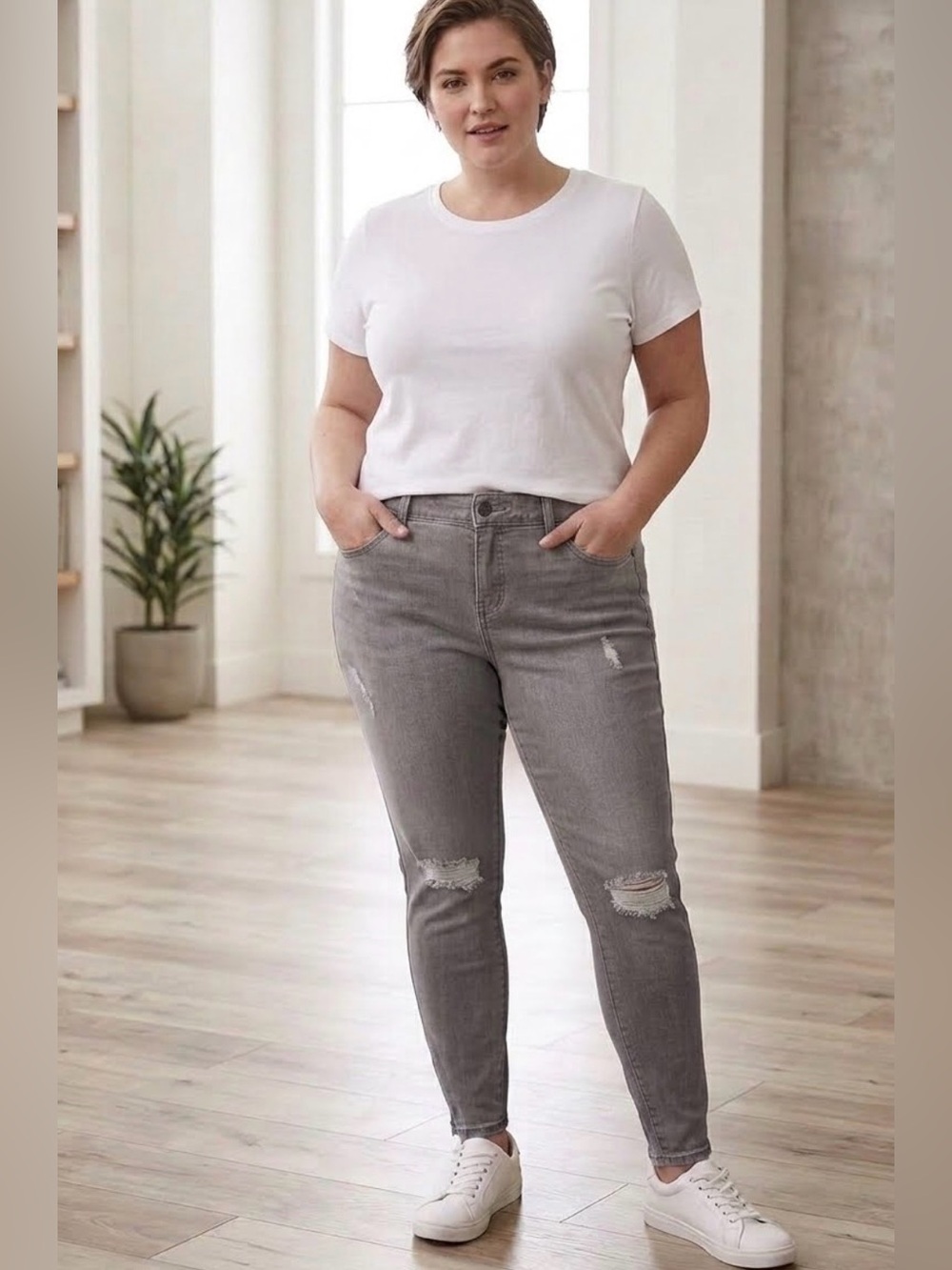 Torrid Bombshell Skinny Jeans Womens 12S Gray Distressed Ripped Super Soft Denim